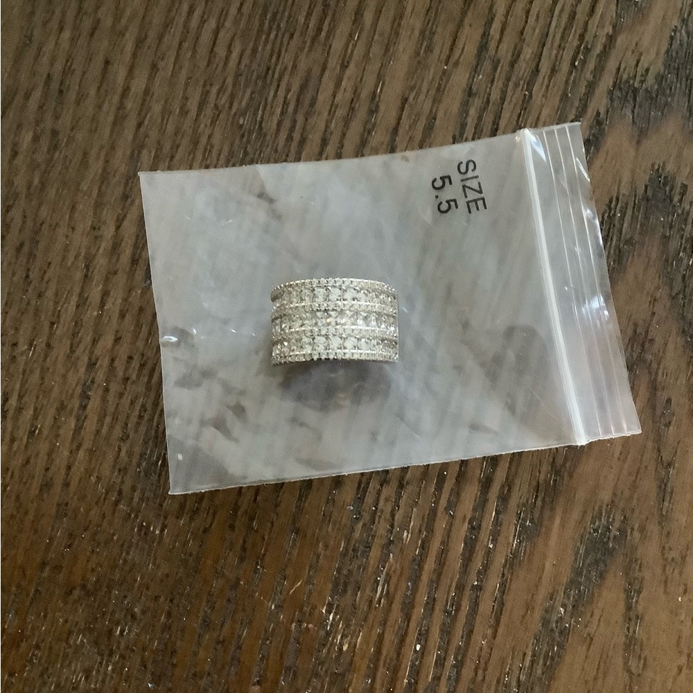 Elegant Silver Plated Band Ring